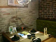 卡座-手选潮汕鲜活牛肉火锅(二七广场店)