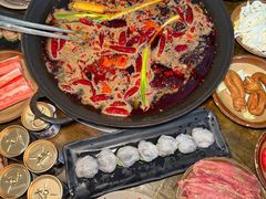 -黄潇洒老火锅(九眼桥宏济巷店)