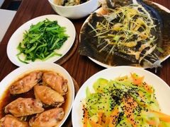 -鲸励母婴月嫂(望京店)