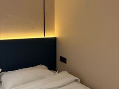 -晴天里酒店(春熙路太古里店)