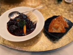 波特酒烩和牛脸颊配葱油饼-誉珑轩