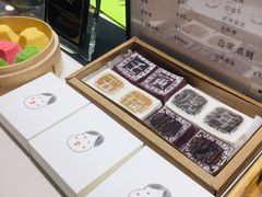 -阮大兴糕团(杭州西湖银泰百货店)