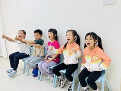 -蓝话筒·少儿成人演讲口才·主持朗诵·戏剧表演(大华第一坊店)
