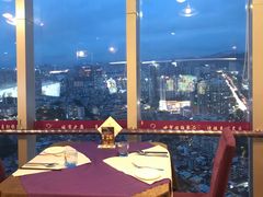 -世贸旋转自助餐厅(360°高空观景店)
