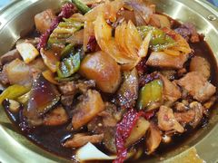 -牛一嘴·兰州牛肉面·大盘鸡(财富中心店)