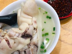 -雷祖芳老妈蹄花店
