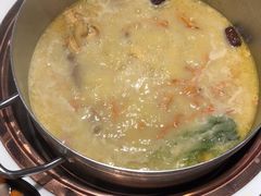 -洪氏嗨捞·猪肚鸡火锅(阳光天地店)