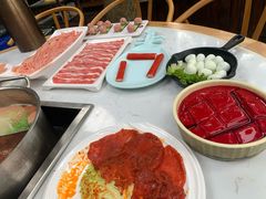 -二荆条·蜀鲜汇城市森林火锅