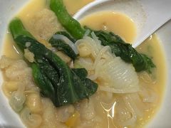 -渝是乎酸菜鱼(龙旗购物中心店)