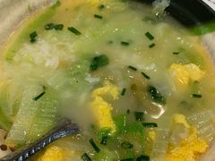 -凤凰路何眼镜香辣蟹(花果园店)