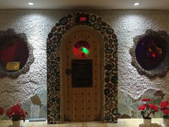 -碧中海汤泉汗蒸酒店