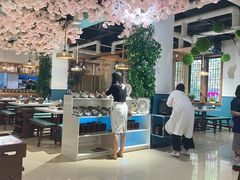 大堂-贵府酸汤牛肉火锅·贵州老字号(飞山街店)
