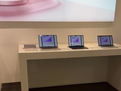 -Apple授权专营店(宝山万达店)