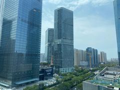 -西安绿地假日酒店