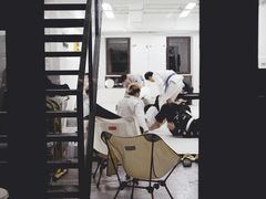 -菠萝格斗巴西柔术训练馆