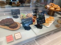 -SKROLL卡特司库·蛋糕定制·生吐司·司康(古北程家桥店)