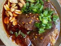 -谢老五跷脚牛肉·非遗传承店