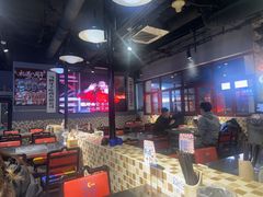 -马路牙子烧烤音乐酒馆(望京店)
