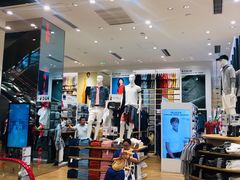 -优衣库(深圳万象天地旗舰店)