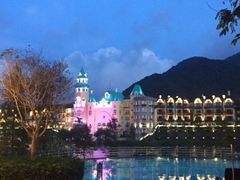 -深圳东部华侨城瀑布酒店