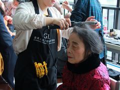 -金夫人化妆摄影职业培训学校