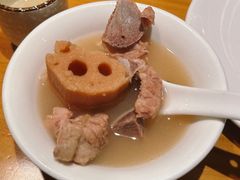 -莲餐厅·湖北菜·潜江小龙虾店(愚园路店)