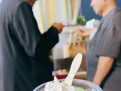 -古老冰山特色冰淇淋店(艾提尕尔店)