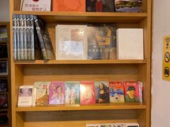 零售区-今日艺术汇书店
