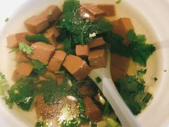 -馋三尺蟹粉小笼(人民广场店)