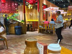 -老滇山寨•云南特色菜•地方菜•民族风情歌舞表演(金碧店)