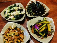 -亮亮面馆(经六路店)
