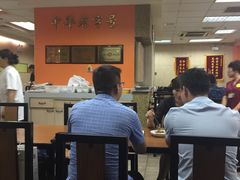 大堂-老边饺子馆(北京南站3店)