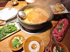 -贵厨酸汤牛肉(小十字店)