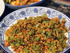 黑三剁-蜗牛小馆醉乡民谣云南菜(惠新西里店)