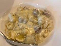 土豆面配香肠蓝乳酪酱-La Tavernetta(Bar à Vin)(乌鲁木齐路店)