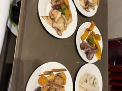 -天宜隆蘑菇宴火锅(石景山旗舰店)