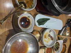 -青瓦餐厅·生鱼片·韩园烤肉(西塔店)