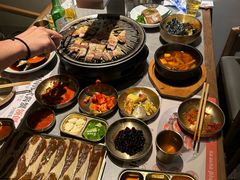 -草家酱蟹炭火烤肉店(珲春南路一店)