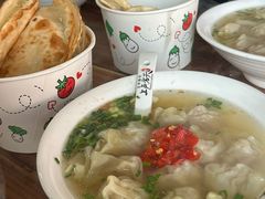 鲜肉小馄饨-上卢老天大馄饨(上楼线店)