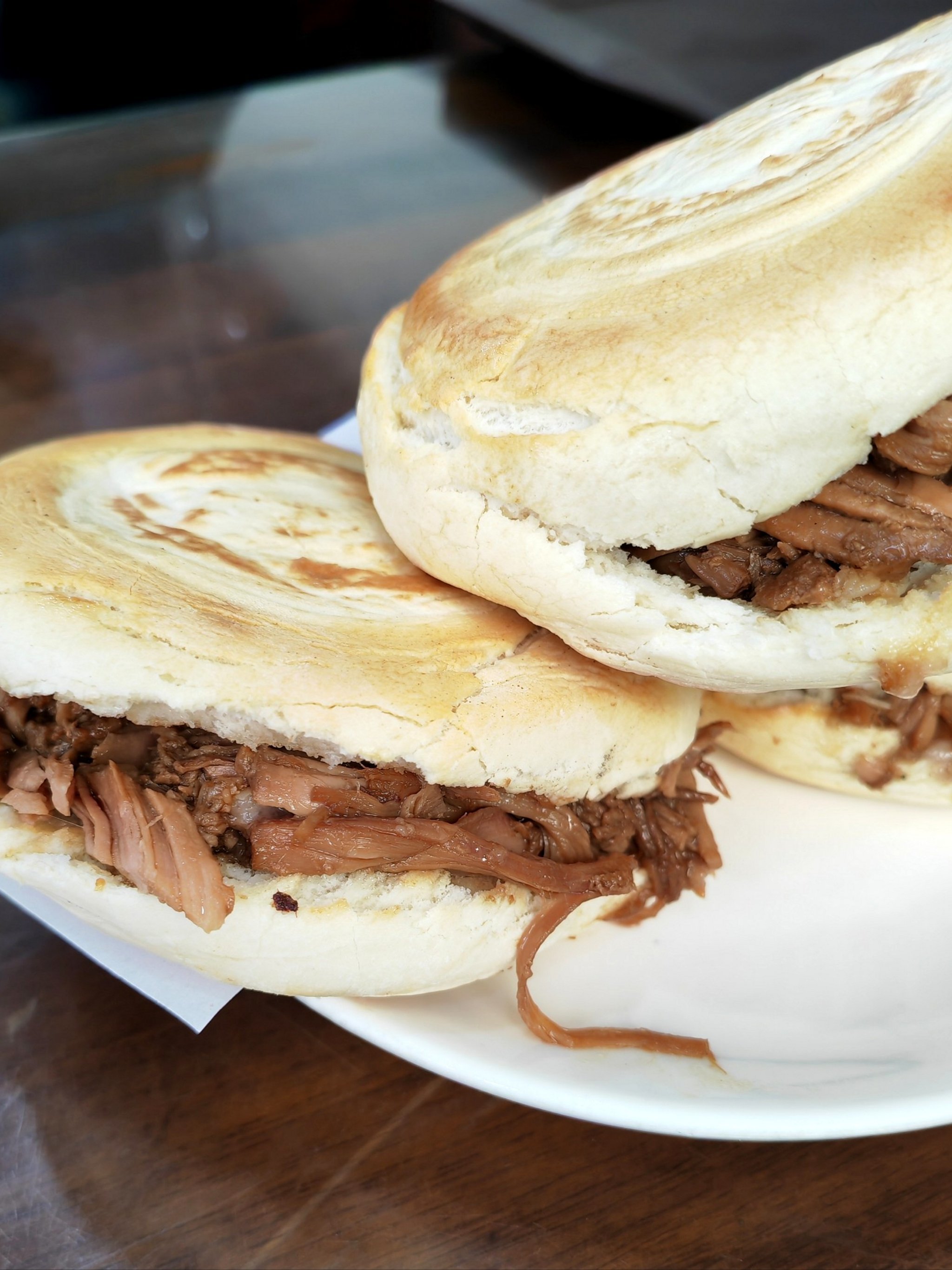 西安 . 秦豫肉夹馍 . 超赞的优质肉夹馍