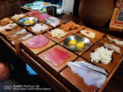 -银米·云南传统过桥米线(双廊黑金冠店)