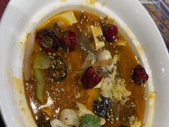 -乡村馕坑肉·烧烤·新疆菜·本地人更爱吃(阿勒泰首店)