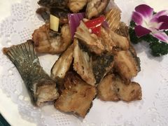 一鱼两吃-御膳粥·牛乳粥底火锅·地道顺德菜(容桂店)