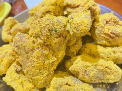 -BHC炸鸡(明洞总店)