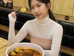 -火鸡爪东大门猎奇炒年糕