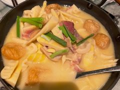 -披云云小馆·味道江湖(姚家园万象汇店)