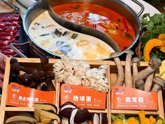 -樾餐厅泰式海鲜火锅(民歌湖店)