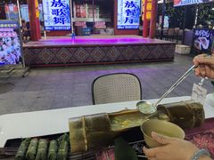 -刘姐啤酒鱼民族演艺餐厅(西街总店)