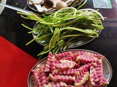 -老石黑山羊毛驴肉火锅(金凯广场店)