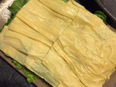 -茅草房·河畔园林火锅